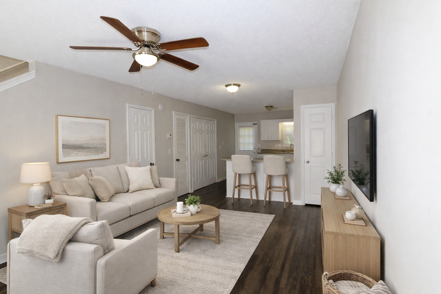 1 Harbor Crossing Living Room