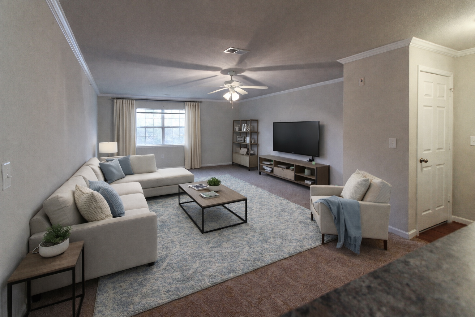 1 Sizemore Creek Living Room