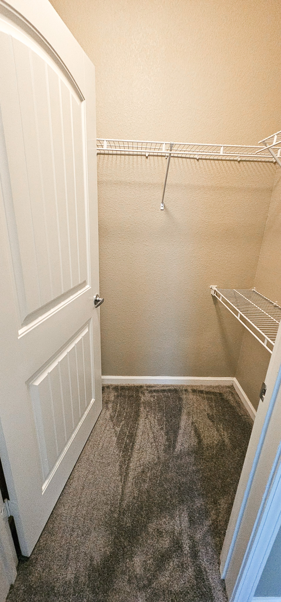 7 Mirage closet