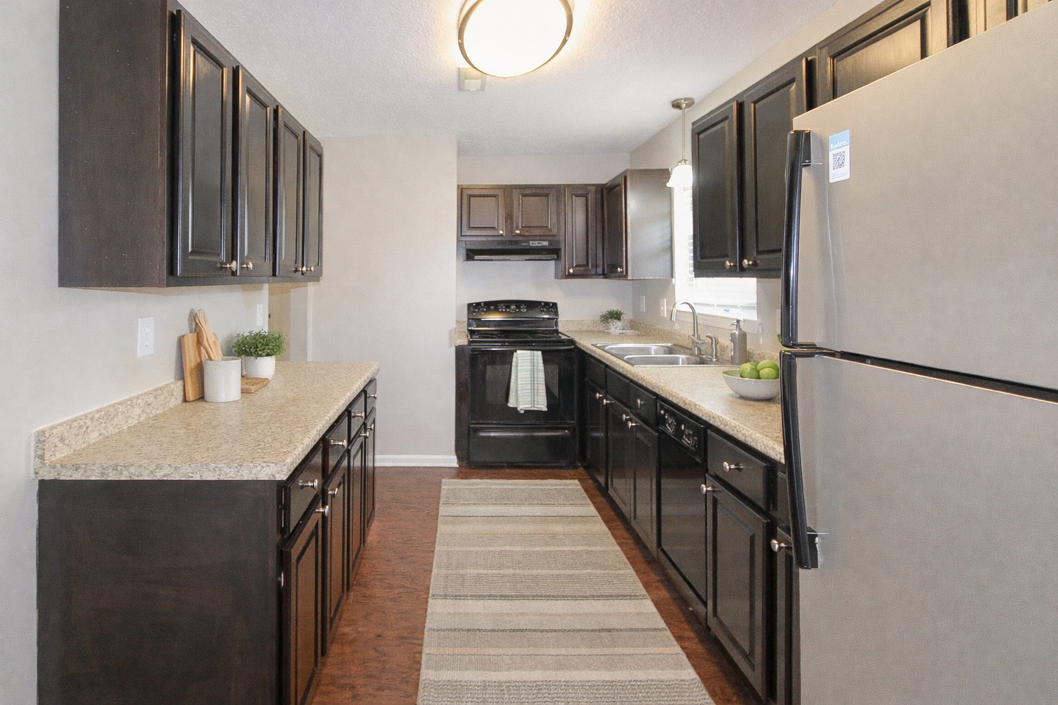 3-juniper-row-kitchen