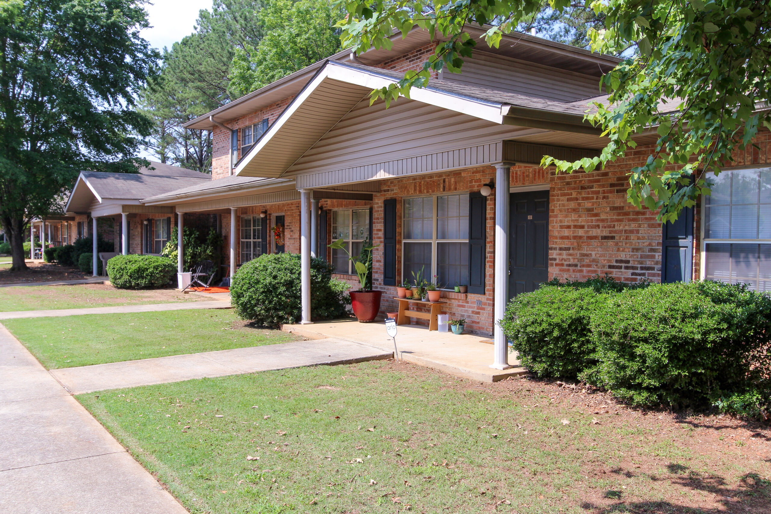 7 exterior- FEATURED IMAGE