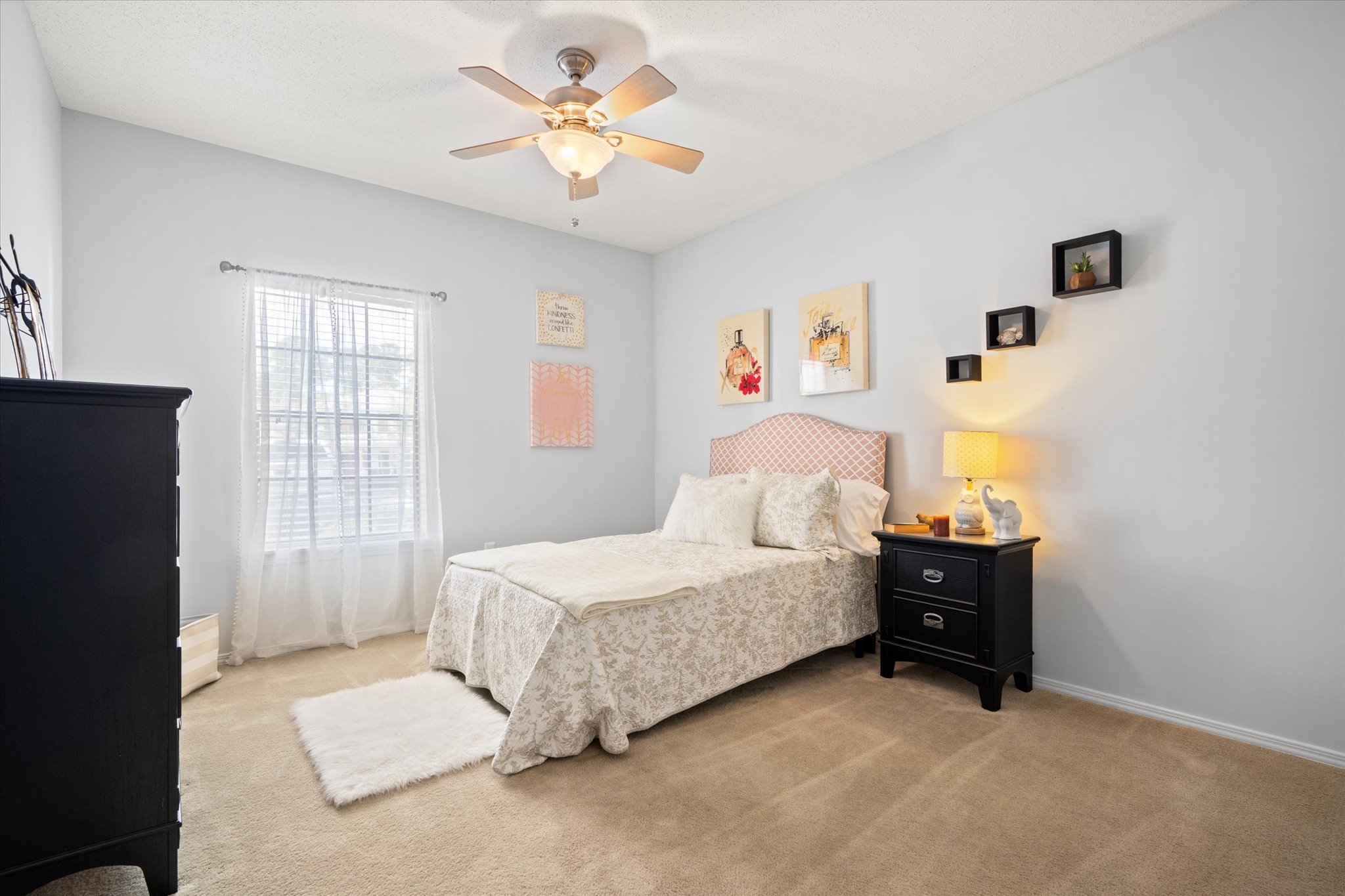 9 Oxford Point Bedroom